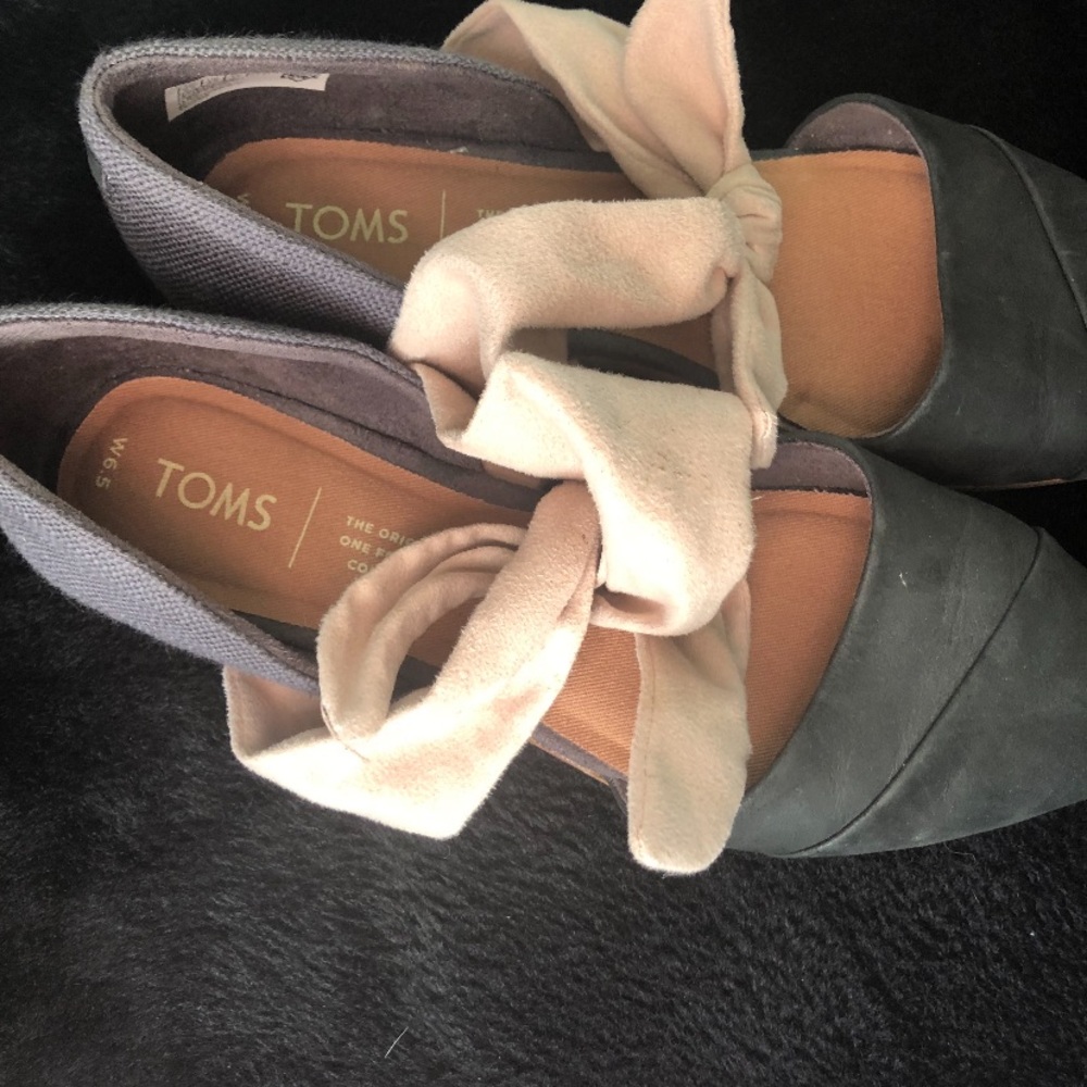 toms